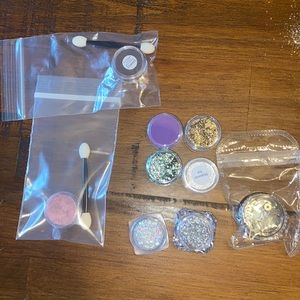 Bundle: Chrome Nail Dips and gems